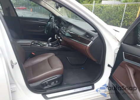 2016 BMW 528I из США, поврежденный, VIN WBA5A5C51GG351571